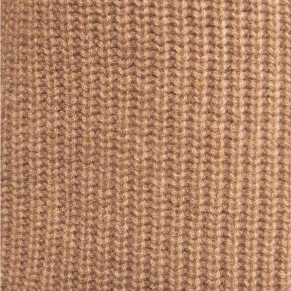 NWT Reformation Luisa Cropped Cashmere Turtleneck Sweater
Size XS
Color: Camel - Picture 8 of 8